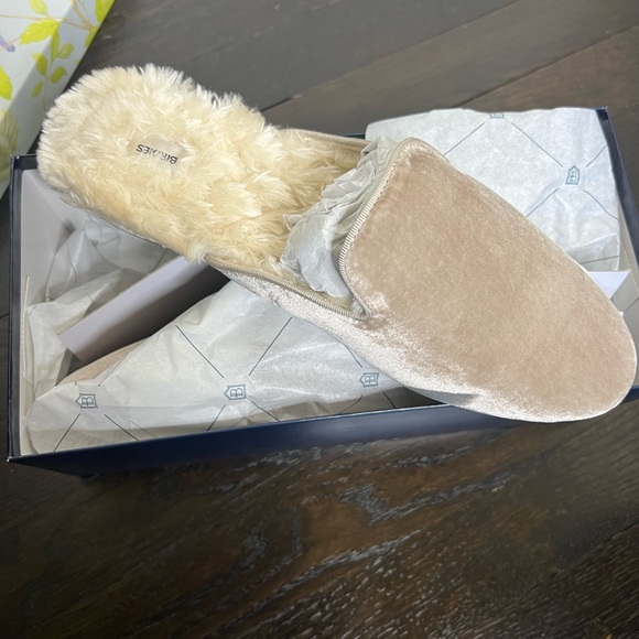 BIRDIES The Phoebe Cream Faux Fur Slide - Picture 4 of 10